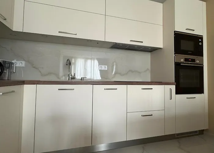 Apartmentspicedevin דירה *